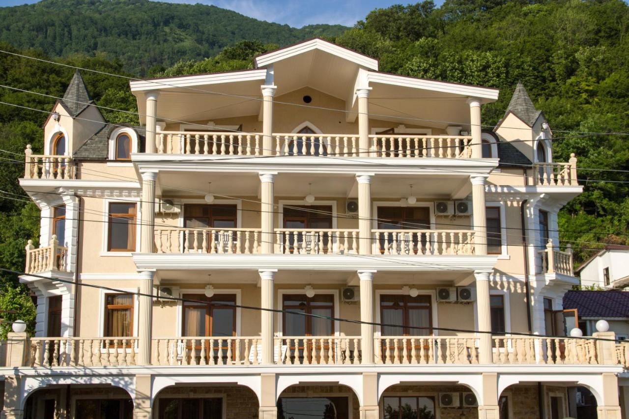 Hotel San Arda Gagra Eksteriør billede